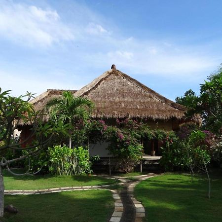 Sunia Loka Bungalows & Dive Center Pemuteran Dış mekan fotoğraf