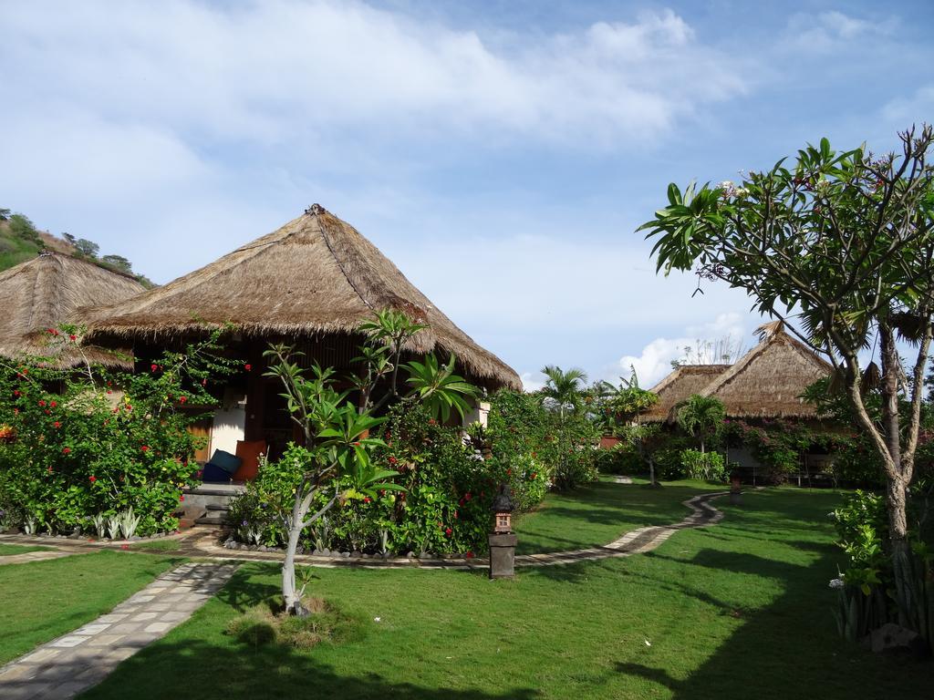 Sunia Loka Bungalows & Dive Center Pemuteran Dış mekan fotoğraf