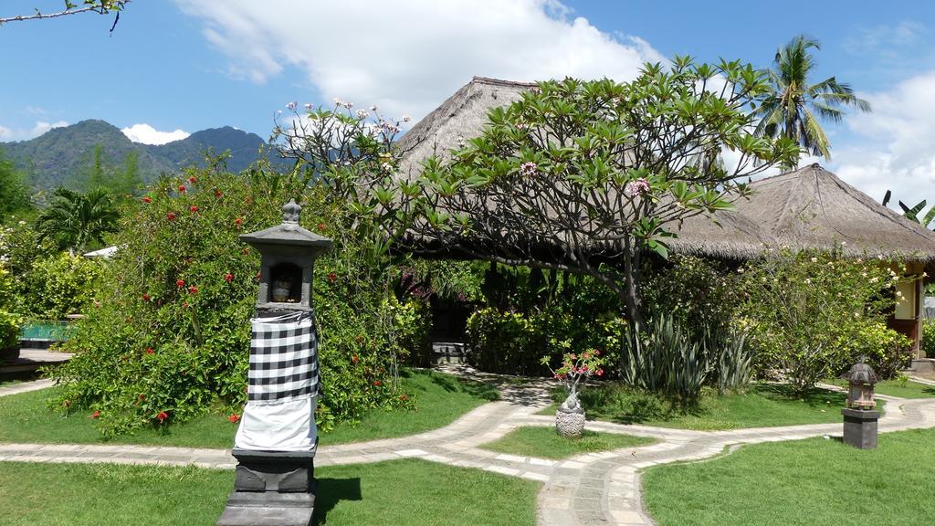 Sunia Loka Bungalows & Dive Center Pemuteran Dış mekan fotoğraf